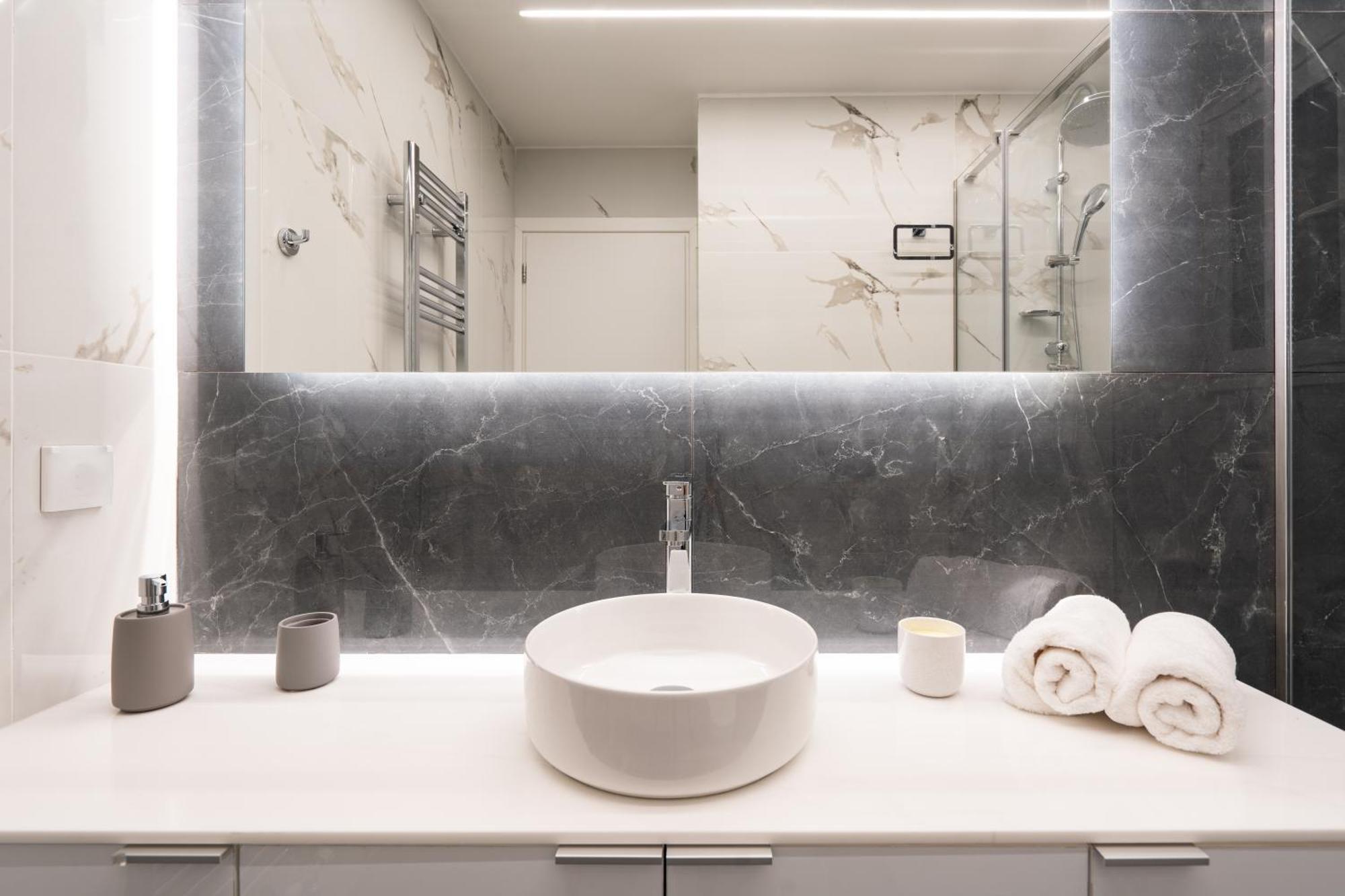 Exclusive And Deluxe Apartment In Athens City Buitenkant foto